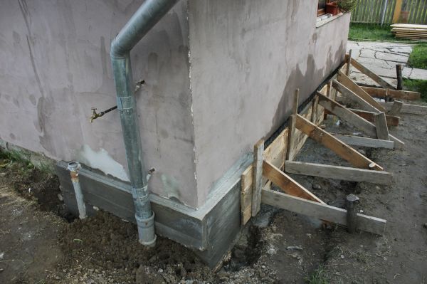 Cost of House Underpinning in Macomb